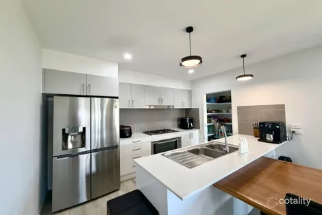 Property photo of 46 Skipper Court Trinity Beach QLD 4879