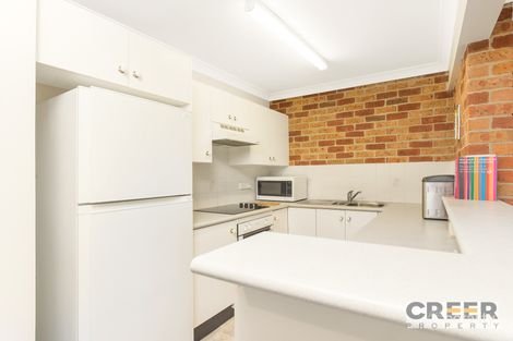 Property photo of 4/1 Derwent Crescent Lakelands NSW 2282