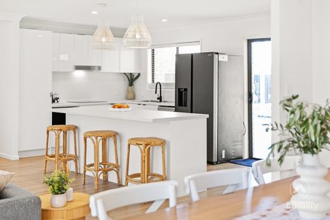 Property photo of 4 Hydrabad Street Regents Park QLD 4118