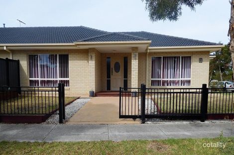 Property photo of 43 Camelot Drive Tarneit VIC 3029
