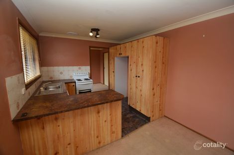 Property photo of 27 Chivers Close Bowenfels NSW 2790