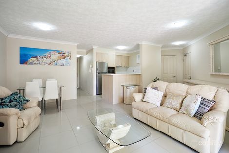 Property photo of 11/26 Markeri Street Mermaid Beach QLD 4218