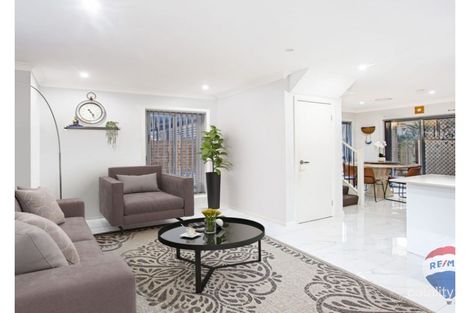Property photo of 1/27-31 Canberra Street Oxley Park NSW 2760