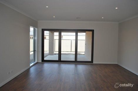 Property photo of 707 Romney Way Clyde North VIC 3978