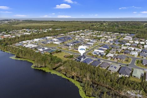 Property photo of 59 Lakeside Crescent Ningi QLD 4511