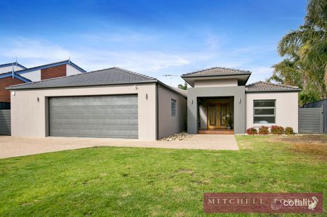 Property photo of 8 Ocean Reef Drive Patterson Lakes VIC 3197