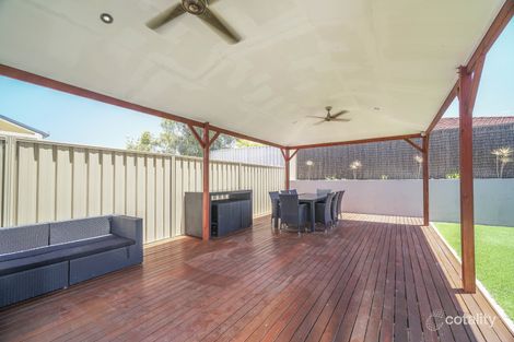 Property photo of 21 Waxflower Bend Huntingdale WA 6110