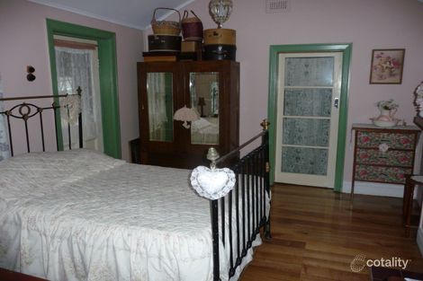 Property photo of 13 Montgomery Street Skipton VIC 3361