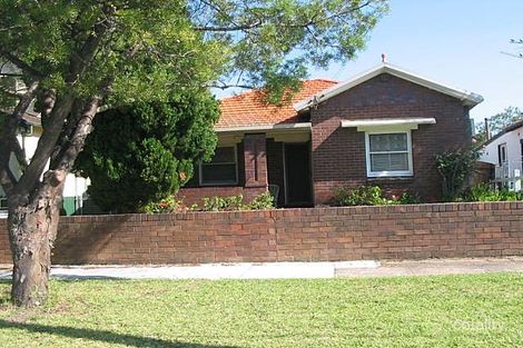 36 Yandarlo St, Croydon Park, NSW 2133