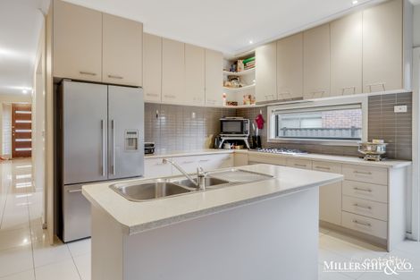 Property photo of 6 Gunther Way Wollert VIC 3750