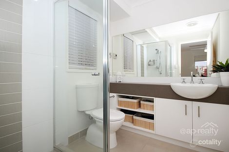 Property photo of 27 Opperman Drive Springfield Lakes QLD 4300