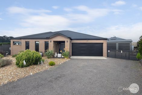 9 Banksia Ct, Beaufort, VIC 3373