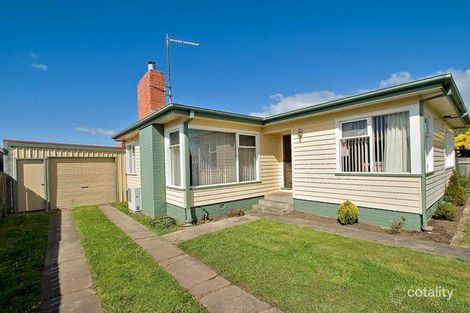 15 Churchill Ave, Devonport, TAS 7310