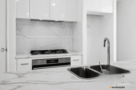 Property photo of 38 Lansdowne Entrance Canning Vale WA 6155