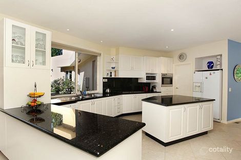 Property photo of 25 Aurisch Avenue Glen Waverley VIC 3150