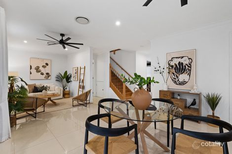 Property photo of 15/10-12 Bainbridge Street Ormiston QLD 4160