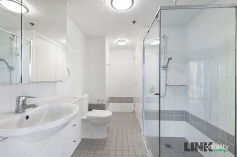 Property photo of 321/26 Felix Street Brisbane City QLD 4000