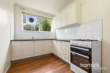 Property photo of 2/10 Albert Avenue Springvale VIC 3171