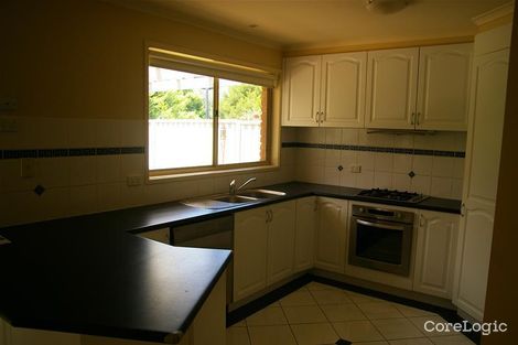 Property photo of 8 Festival Terrace Berwick VIC 3806