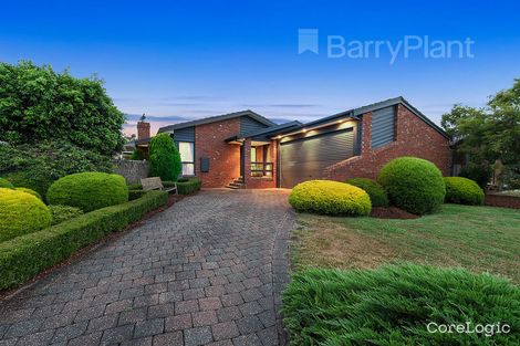 Property photo of 2 Lillee Close Wantirna South VIC 3152