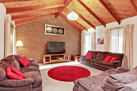 Property photo of 6 Westleigh Drive Werribee VIC 3030