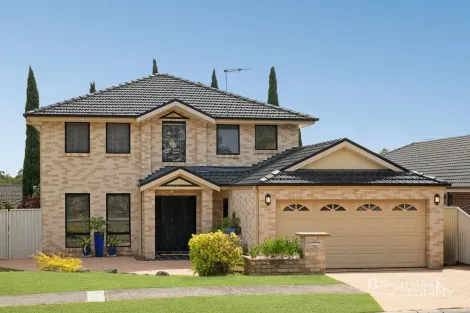 Property photo of 11 Hovea Court Voyager Point NSW 2172