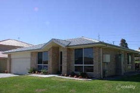 Property photo of 14 Greybox Crescent Hamlyn Terrace NSW 2259