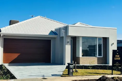 Property photo of 2 Imatra Loop Tarneit VIC 3029