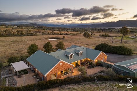 Property photo of 30 Moringol Place Royalla NSW 2620