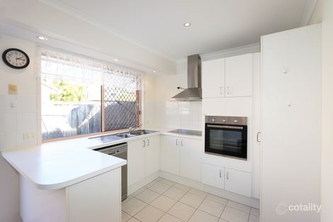 Property photo of 1/5 Melanie Place Labrador QLD 4215