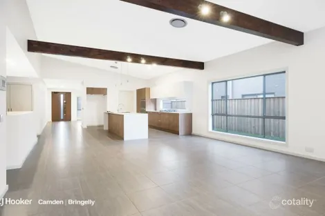 Property photo of 18 Haselgrove Street Gledswood Hills NSW 2557