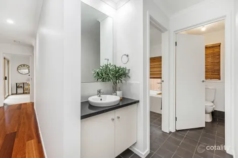 Property photo of 28 Rellum Road Greenacres SA 5086