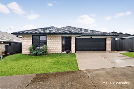 4 Moorebank Rd, Cliftleigh, NSW 2321