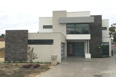 5 Lacebark Rd, Churchlands, WA 6018