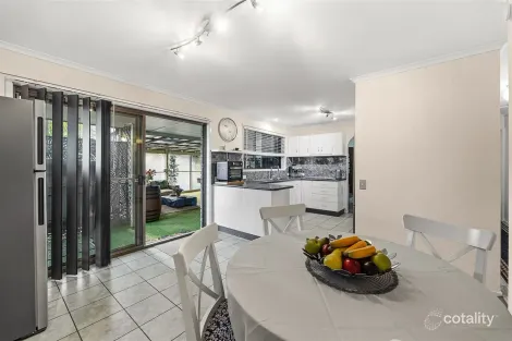Property photo of 5 Lancaster Close Woombye QLD 4559