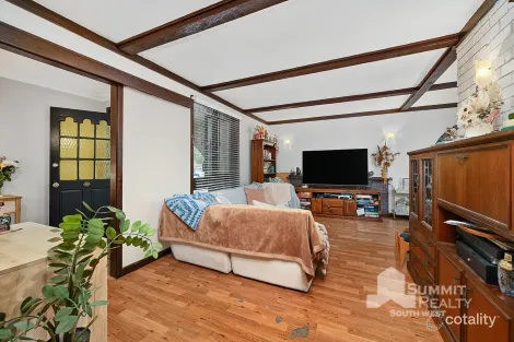 Property photo of 15 Wakefield Avenue Withers WA 6230
