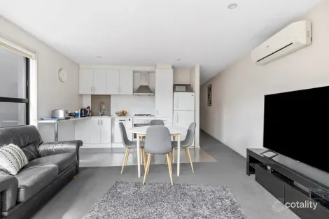 Property photo of 9/16 Winifred Street Essendon VIC 3040