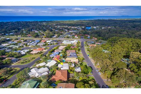 Property photo of 9 Banool Circuit Ocean Shores NSW 2483