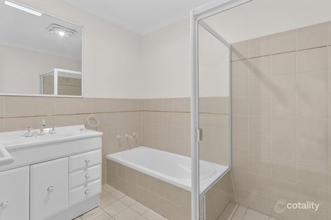 Property photo of 2/1 Gilba Road Koonawarra NSW 2530