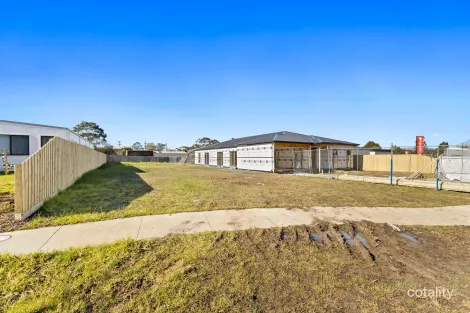 Property photo of 12 Lodge Drive Traralgon VIC 3844