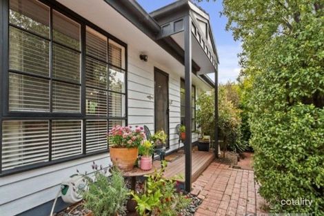 Property photo of 2/6 Bruarong Crescent Frankston South VIC 3199