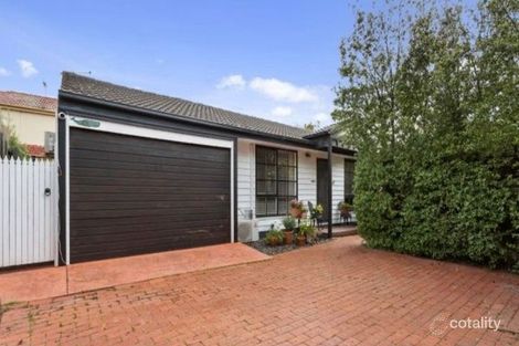 Property photo of 2/6 Bruarong Crescent Frankston South VIC 3199