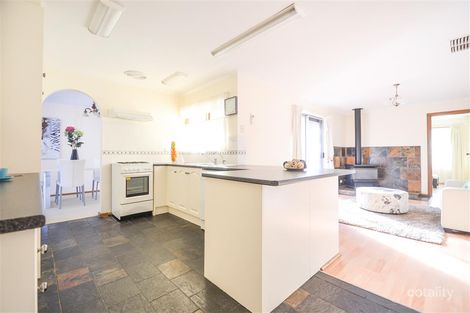 Property photo of 6 Queens Way Woodcroft SA 5162