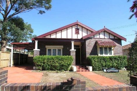 Property photo of 10 Amos Street Westmead NSW 2145