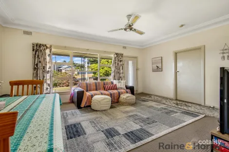 Property photo of 7 Pine Street Batehaven NSW 2536