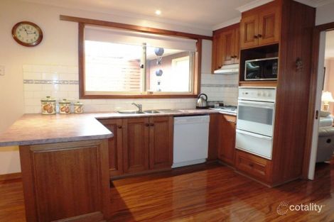 Property photo of 21 Bonshaw Drive Sebastopol VIC 3356