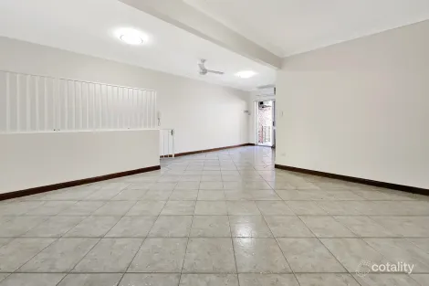 Property photo of 1/5 Eldon Avenue Georges Hall NSW 2198