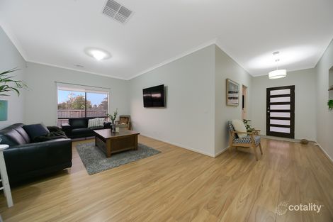Property photo of 17 Silver Way Koo Wee Rup VIC 3981