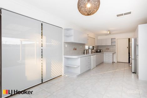 Property photo of 35 Hibbertia Crescent Riverton WA 6148
