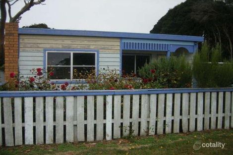 Property photo of 1 Grassy Road Grassy TAS 7256